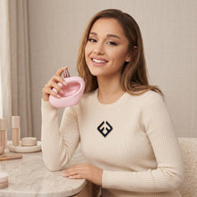 Cargar imagen en el visor de la galería, Mod Blush Ariana Grande
